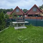 Morskie Apartamentowe Piamola Ze Strefa Gier I Miejscem Do Grillowania