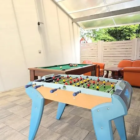 Morskie Apartamentowe Piamola Ze Strefa Gier I Miejscem Do Grillowania *