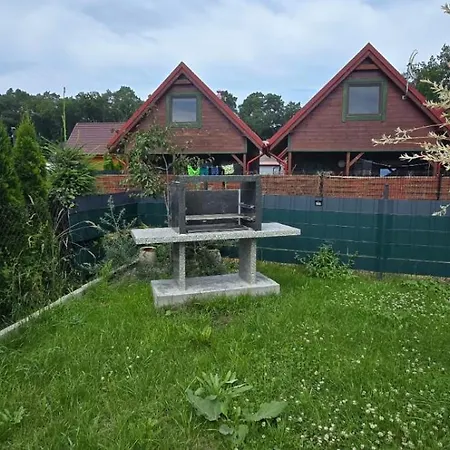 Morskie Apartamentowe Piamola Ze Strefa Gier I Miejscem Do Grillowania