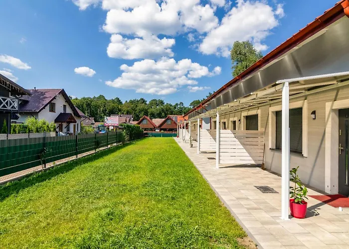 Morskie Apartamentowe Piamola Ze Strefa Gier I Miejscem Do Grillowania *